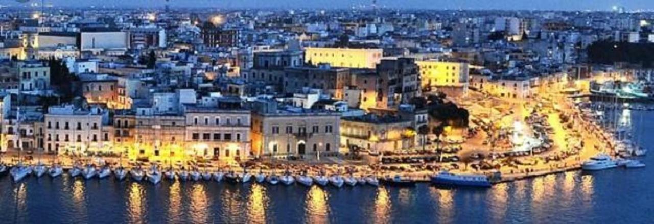 مبيت وإفطار برينديسي La Piazzetta المظهر الخارجي الصورة