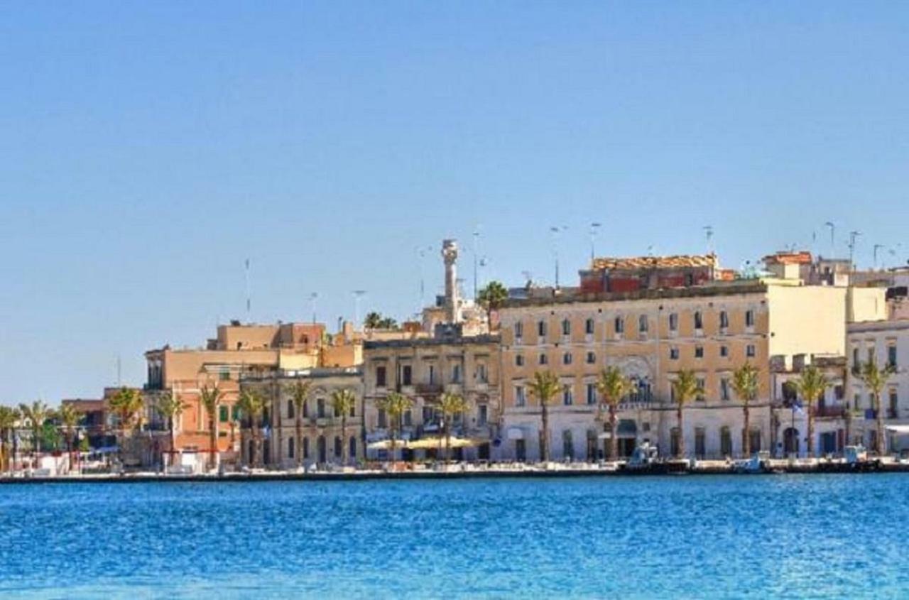 مبيت وإفطار برينديسي La Piazzetta المظهر الخارجي الصورة