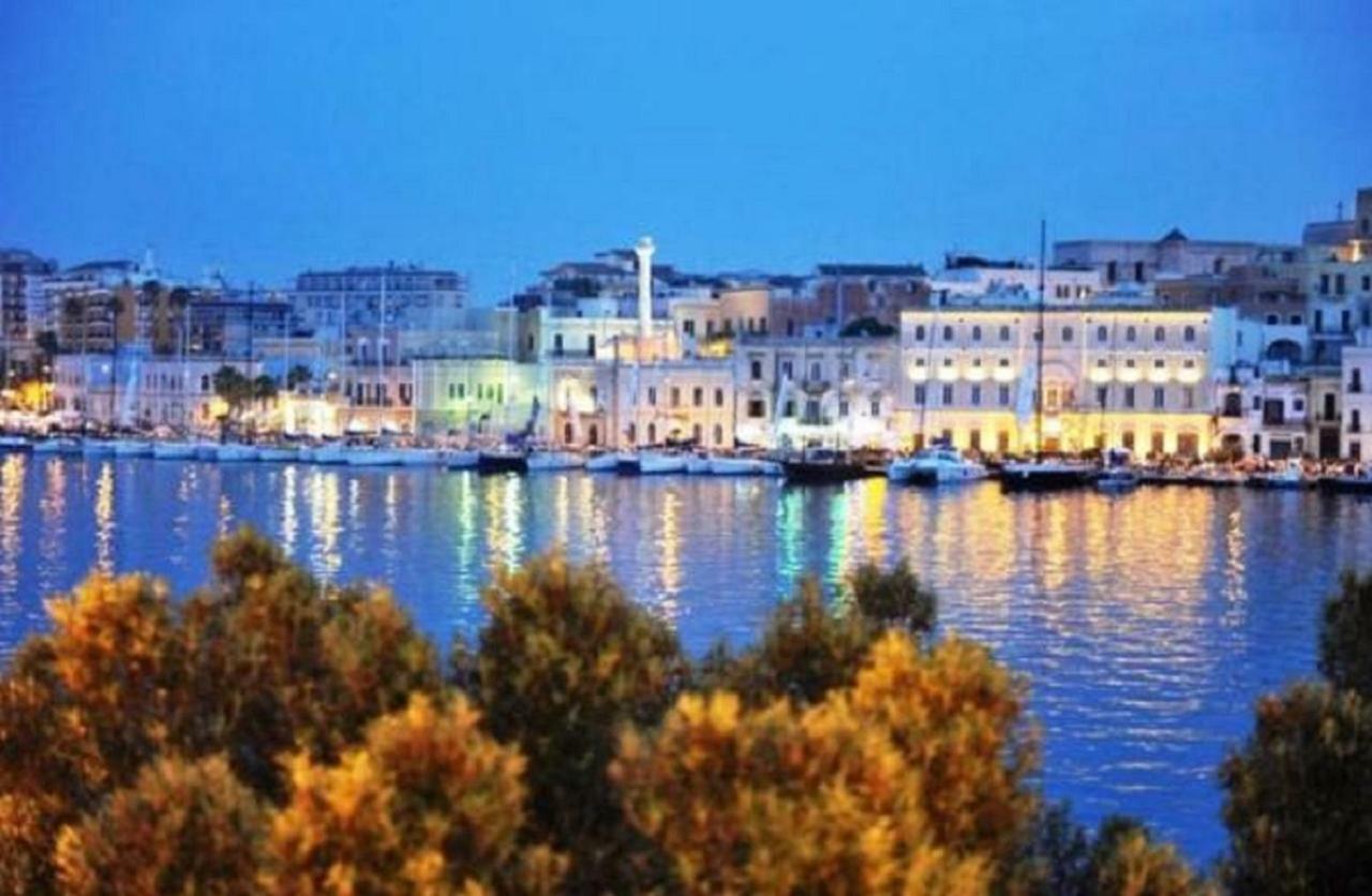 مبيت وإفطار برينديسي La Piazzetta المظهر الخارجي الصورة